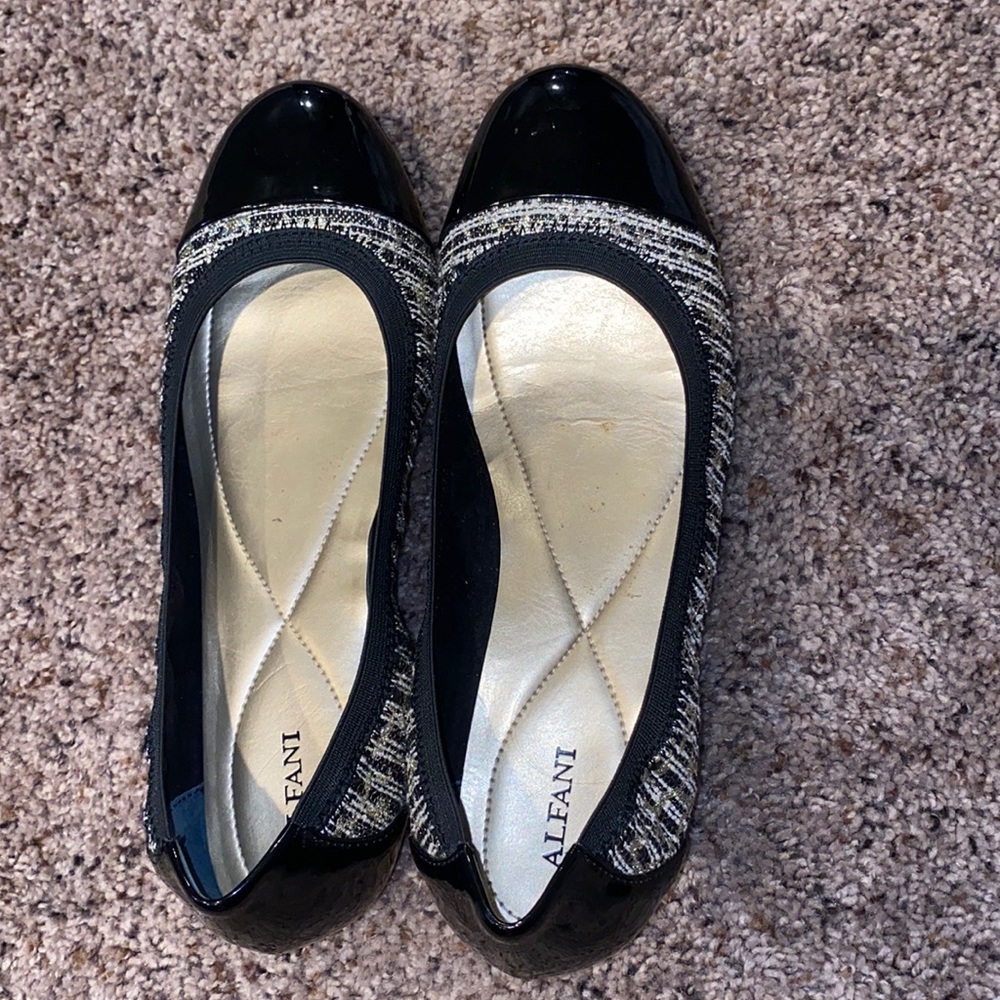 Alfani Flats
